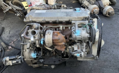 موتور کامل ایسوزو۶تُن۸تُن۷۰۰پی